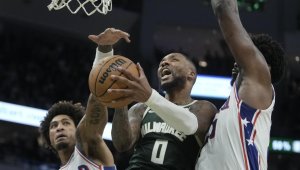 Лилард наниза 39 в дебюта си за Милуоки