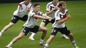 Франц Бекенбауер не вярва в Бундестима