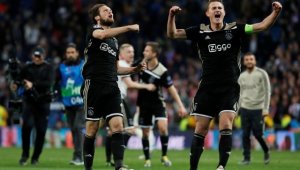 Де Лихт: Играхме по същия начин с Байерн, Реал и Юве