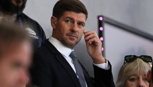 Джерард взима Фирмино и Марсиал