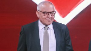 "Вълците" опряха до легендата в пенсия Феликс Магат