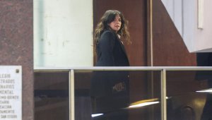 Убиха ли Диего? Щерката на Марадона свидетелства срещу седем медици