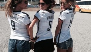 Лишените от секс отбори се издъниха на световното