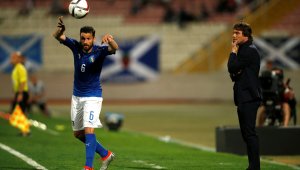 Конте готов да направи болезнен избор