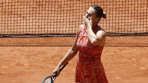 Сабаленка гази наред на „Ролан Гарос“