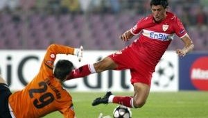 Щутгарт и Олимиакос също чукат на вратата на Шампионската Лига