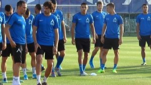 Това е истината: Петима юноши тренираха с първия отбор на Левски