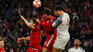 Баварска ирония: Хумелс прати Хави Мартинес в лазарета + СНИМКИ