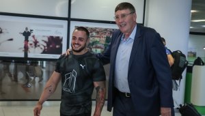 Министър Глушков към Насар: Записа България със златни букви в световната история