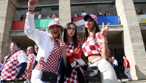 Колорит и сексапил: Фенки от първите дни на Евро 2024, снимки: БГНЕС