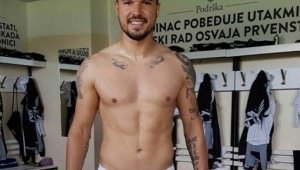 Головият хищник Божинов аут от Партизан