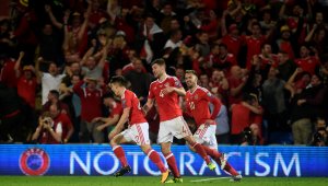 Надежда на Ливърпул вдъхнови Уелс + ВИДЕО