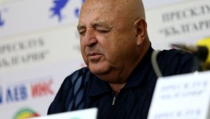 Венци Стефанов изригна: Апостолов е подлога, крадец и джендър 
