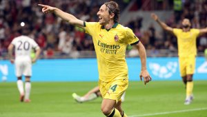 Модрич живее за футбола