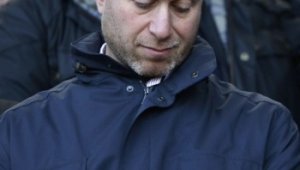 Абрамович дава бонус от 750 000 паунда на Ди Матео, ако спечели ШЛ