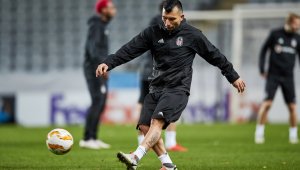 "Чуковете" излязоха с оферта за Гари Медел