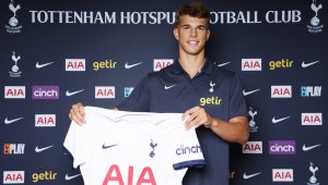 С мисъл за бъдещето! Шпорите привлякоха дете-чудо 