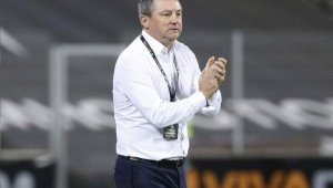 Стоянович пред сериозна дилема преди дербито с ЦСКА