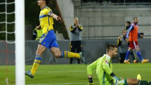 Швеция с важна победа по пътя към Евро 2015 