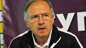 Дерменджиев преди финала: Играчите вече мислят за почивка + ВИДЕО