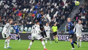 Ювентус и Аталанта спретнаха зрелищно реми в Торино