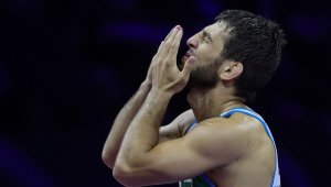 Рамазанов е на полуфинал, дуо наши с шансове за репешаж