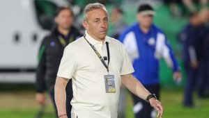 Илиан Илиев реши бъдещето на кадъра на Парма