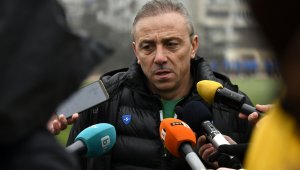 Илиан Илиев взе двама юноши в Черно море