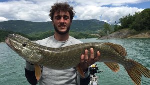 Левски не се шегува, вдигна офертата за Мирко