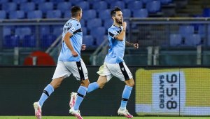 Лацио обърна Фиорентина след спорна дузпа 