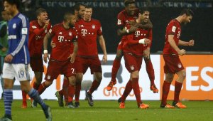 Защитници извадиха Байерн срещу храбрите "миньори" + СНИМКИ