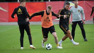 Де Бройне откачи, едва не потроши съотборник + ВИДЕО