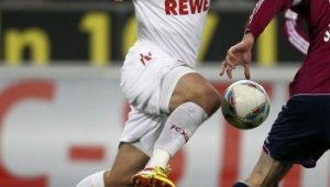 Подолски контузен, отпада за месец