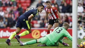 Арсенал загря за Лудогорец с разгром над Съндърланд + ВИДЕО