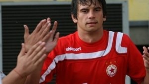 Бивш играч на ЦСКА блести във "В" група