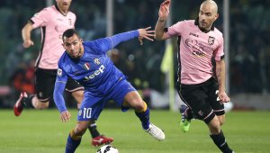 Обрат – Тевес остава в Юве и догодина 