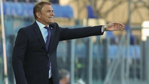 Специя представи новият треньор