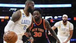 ЛеБрон превзе "Медисън Скуеър Гардън" с трипъл-дабъл