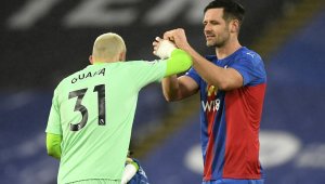 Легенда напусна Кристъл Палас 