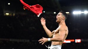 Драма на "Олд Трафорд", Роналдо потопи "жълтата подводница" в 95 минута