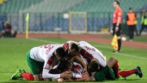 България се нуждае от Божията ръка