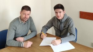 Левски даде професионален договор на млад вратар