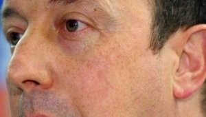 Бенитес иска младок на Барса
