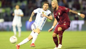 10 от Аржентина надиграха Венецуела 