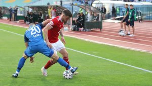 Позлатява ли ЦСКА Греъм Кери? 