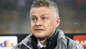 Юнайтед нанася удар срещу пряк конкурент за Шампионска лига 