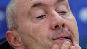 Резнаха Мъри Стоилов в Турция