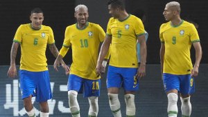 Неймар с ключово решение за кариерата си