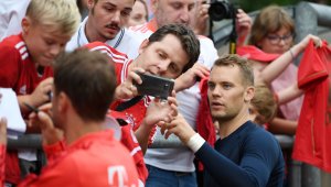 Нойер хвали вратаря и защитата на Енерги