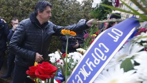 Левски отдаде почит на Апостола във Варна + ВИДЕО